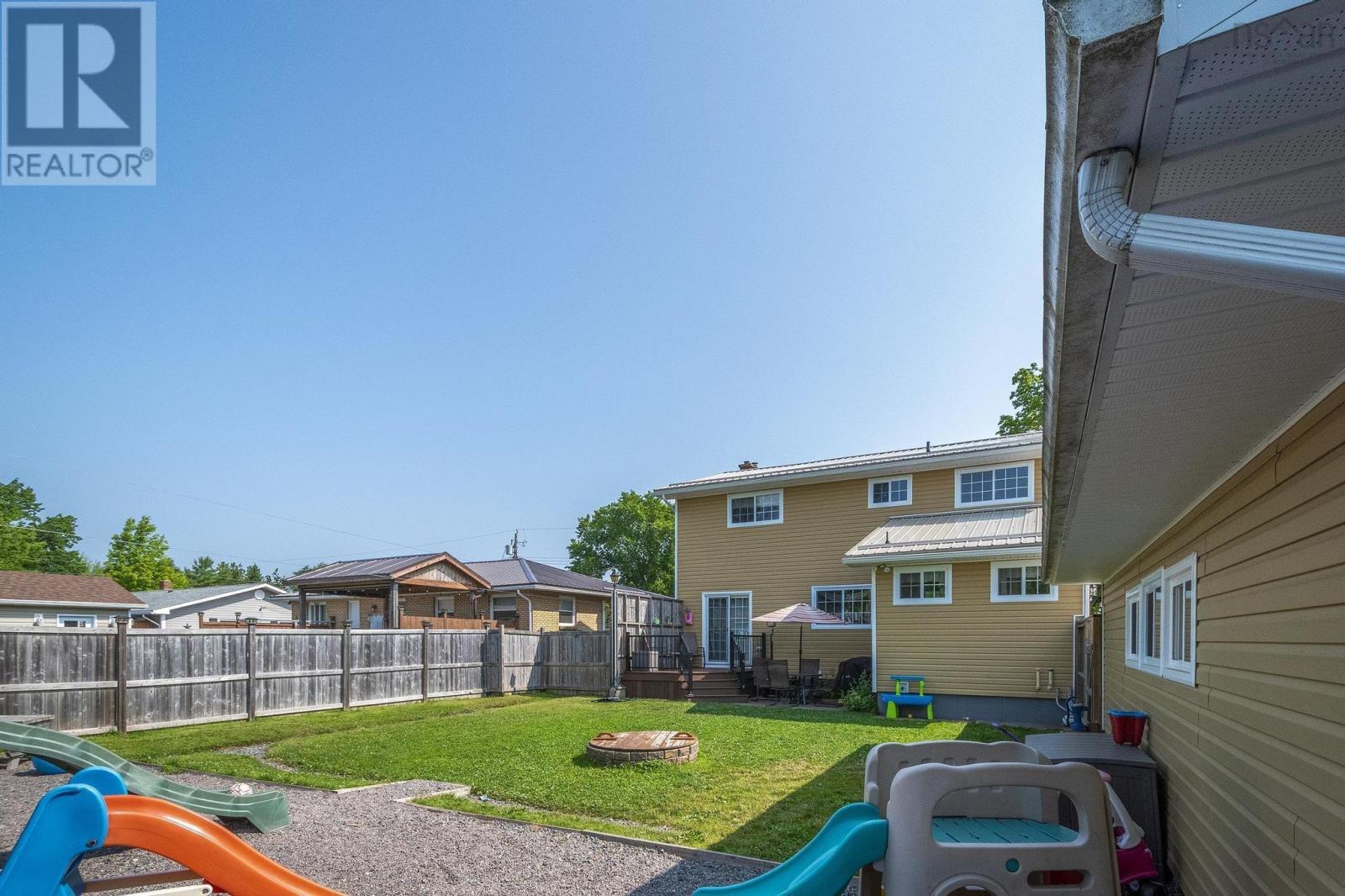 51 Weir Avenue, Stellarton, Nova Scotia  B0K 1S0 - Photo 36 - 202518017