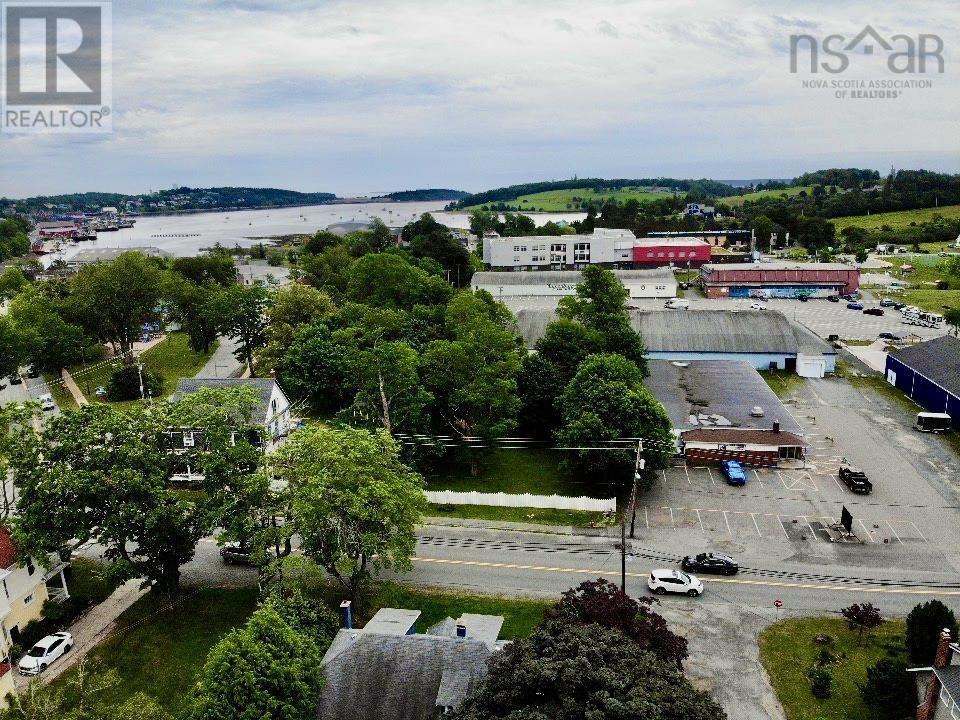 70 Victoria Road, Lunenburg, Nova Scotia  B0J 2C0 - Photo 44 - 202518020