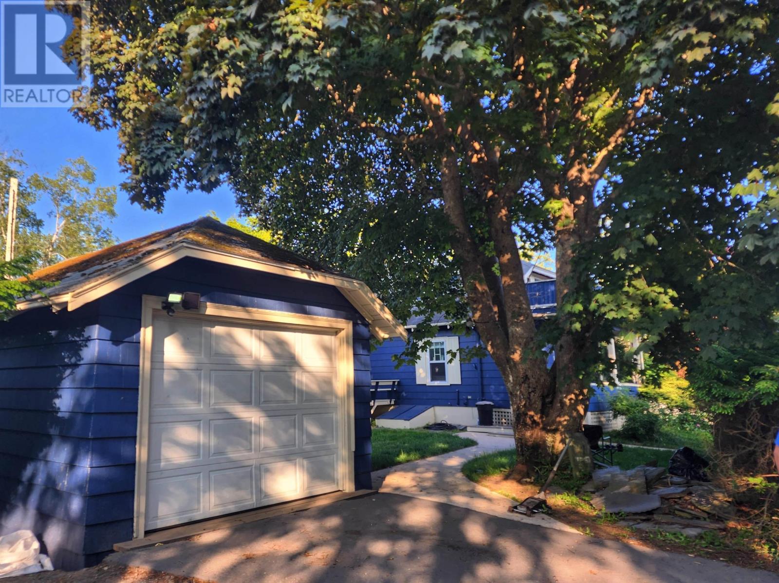 70 Victoria Road, Lunenburg, Nova Scotia  B0J 2C0 - Photo 7 - 202518020