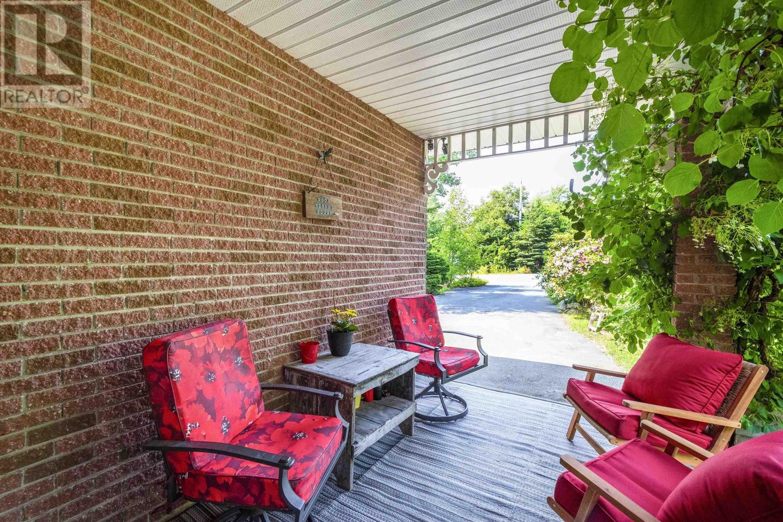 Property at 9 Jan Marie Drive image 4
