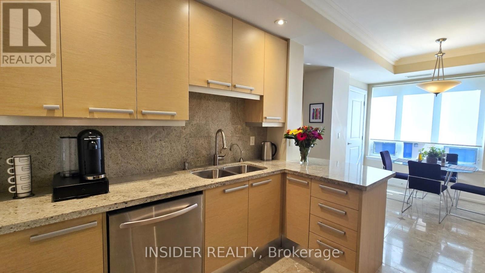 Property at 305 - 660 SHEPPARD AVENUE E image 5