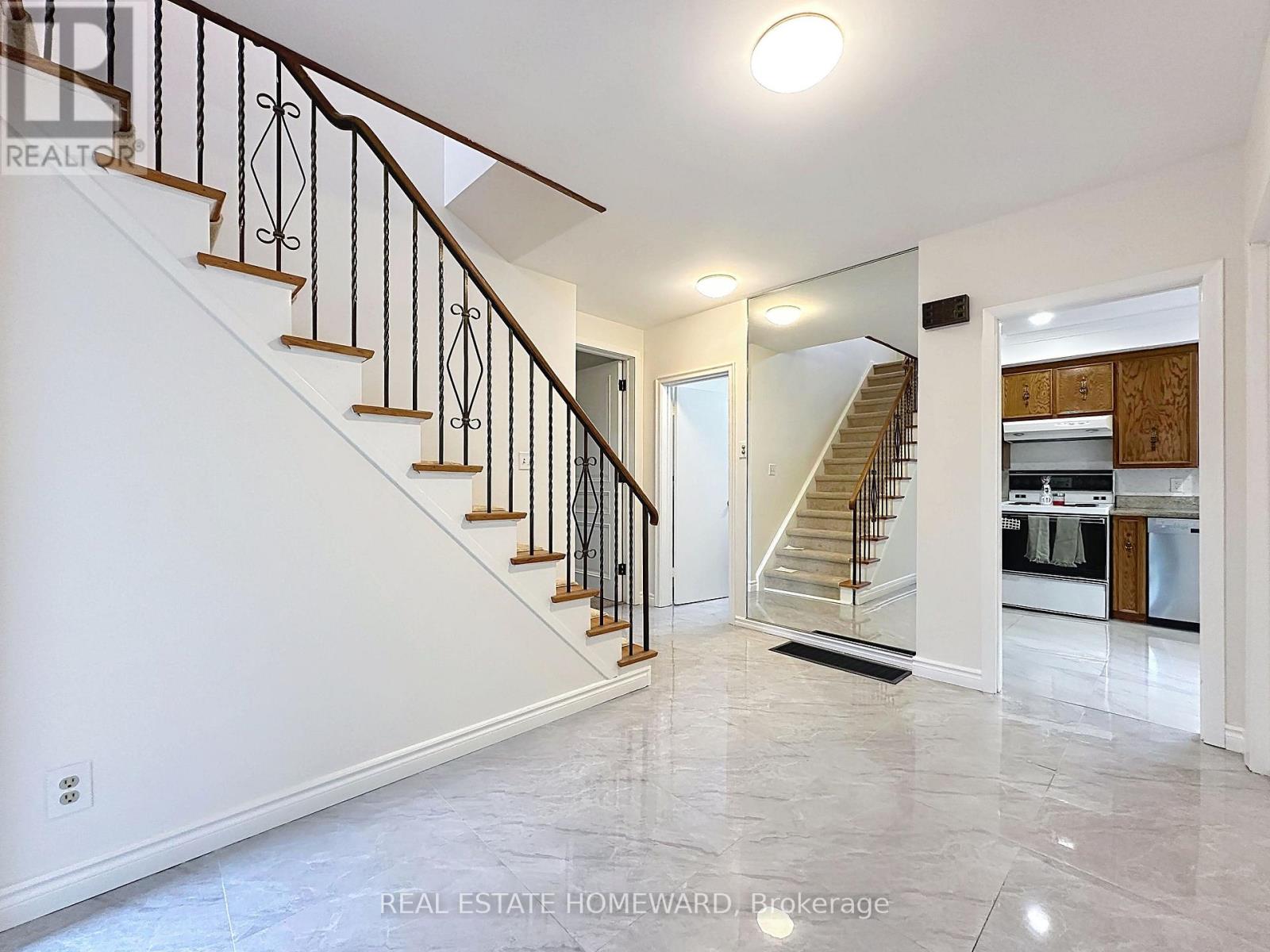 55 Emmeline Crescent, Toronto, Ontario  M1S 1L1 - Photo 6 - E12293065