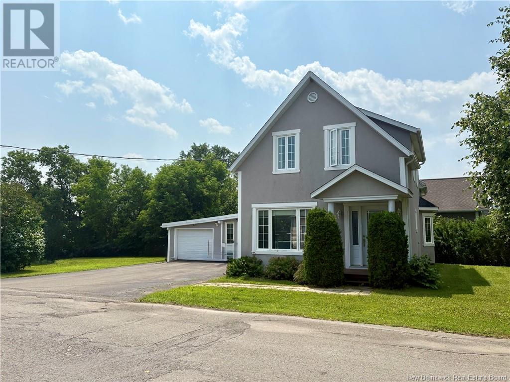 69 Church Street, Grand-Sault/grand Falls, New Brunswick  E3Z 2N3 - Photo 2 - NB112761
