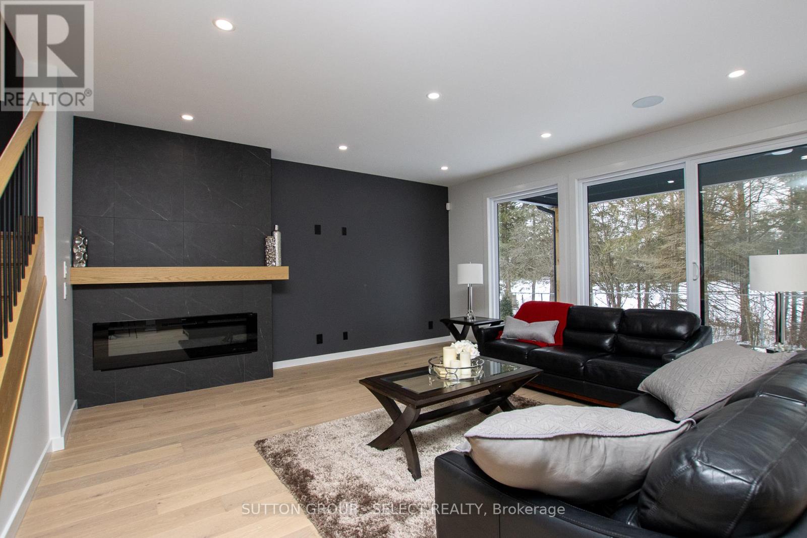 115 Optimist Drive, Southwold, Ontario  N5P 3T2 - Photo 12 - X12293107