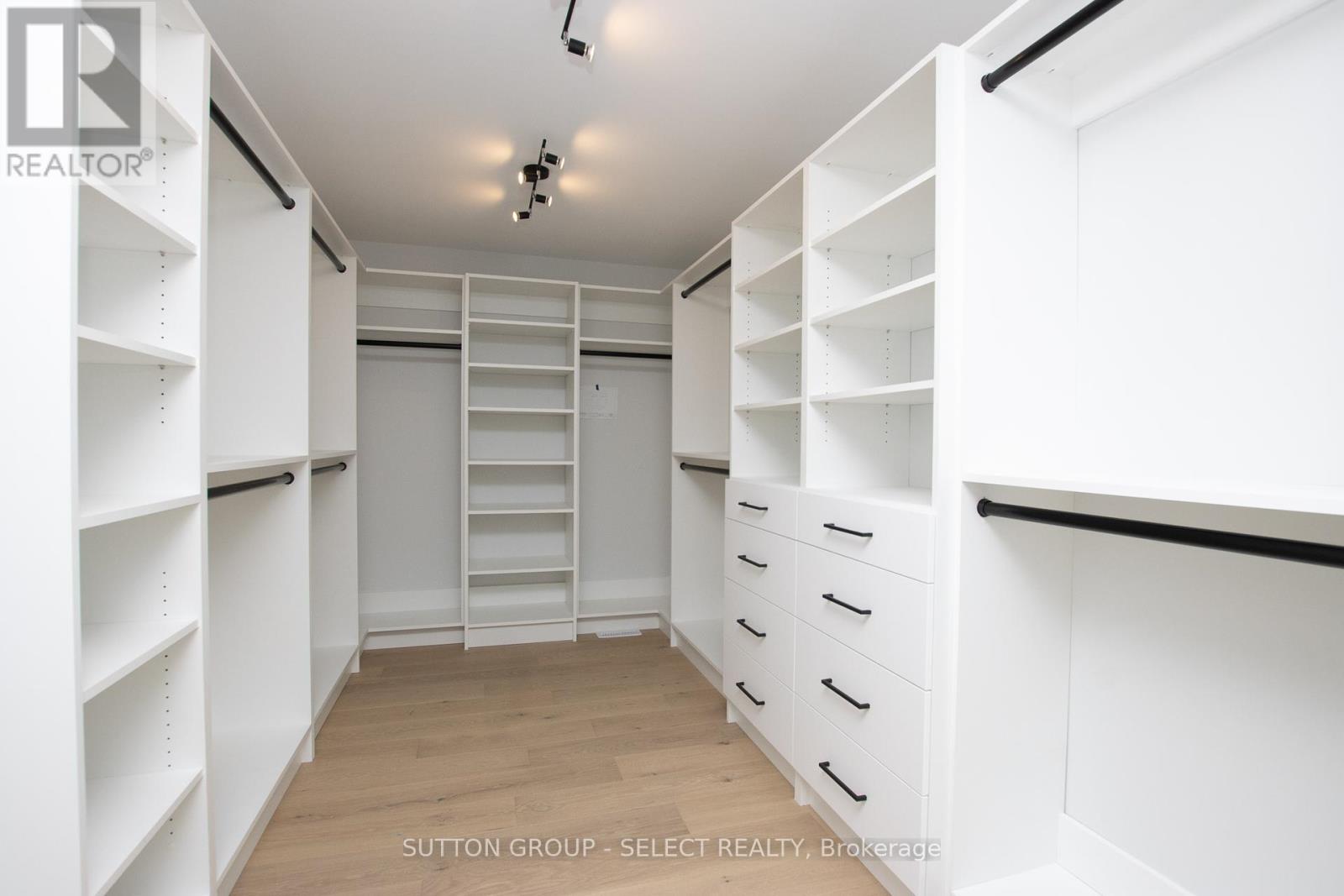 115 Optimist Drive, Southwold (Talbotville), Ontario  N5P 3T2 - Photo 23 - X12293107