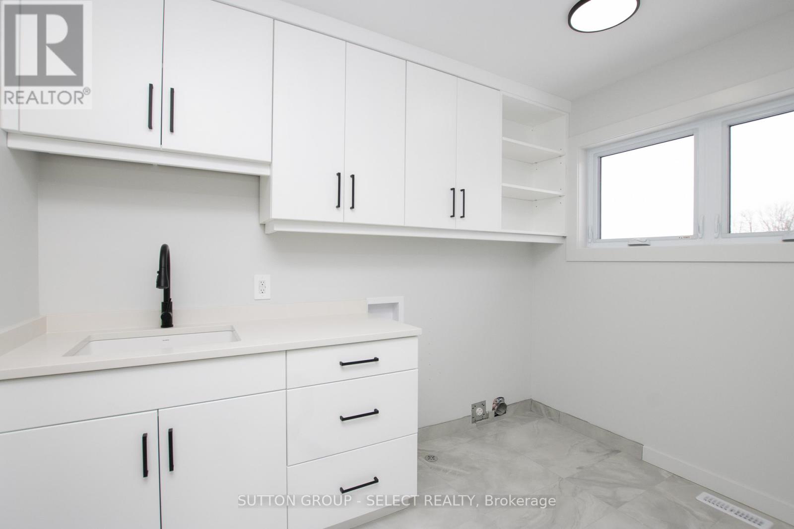 115 Optimist Drive, Southwold, Ontario  N5P 3T2 - Photo 30 - X12293107