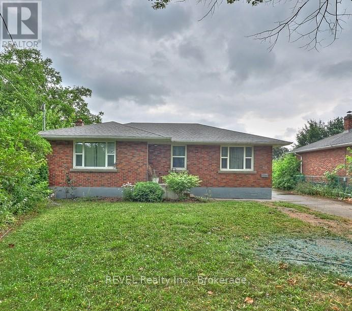 42 Chalmers Street, St. Catharines, Ontario  L2M 5C8 - Photo 1 - X12293111