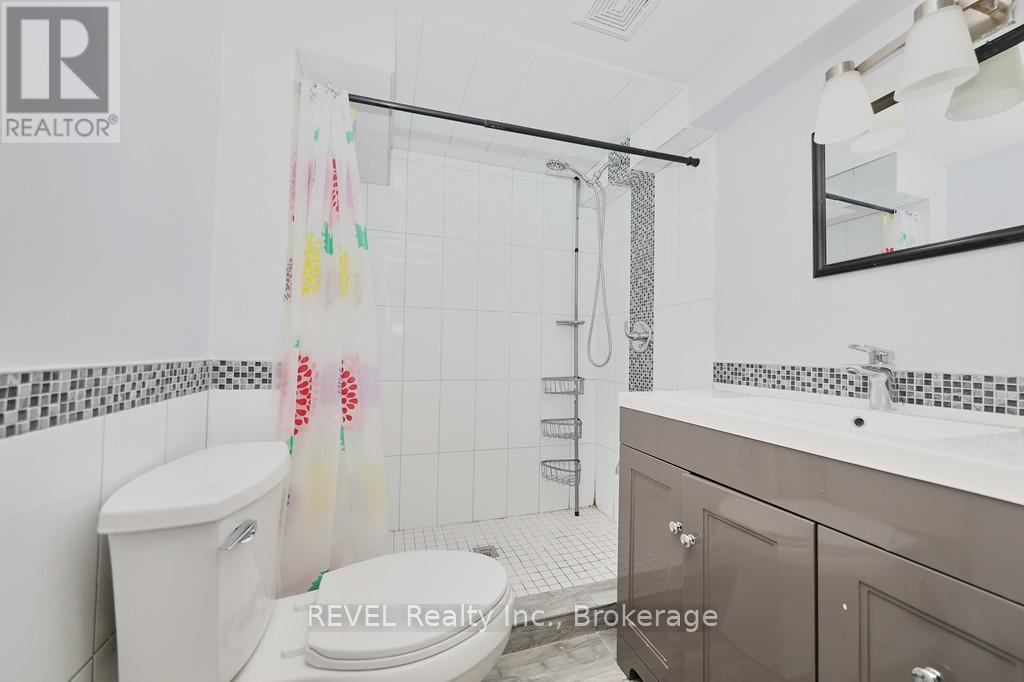 42 Chalmers Street, St. Catharines, Ontario  L2M 5C8 - Photo 18 - X12293111