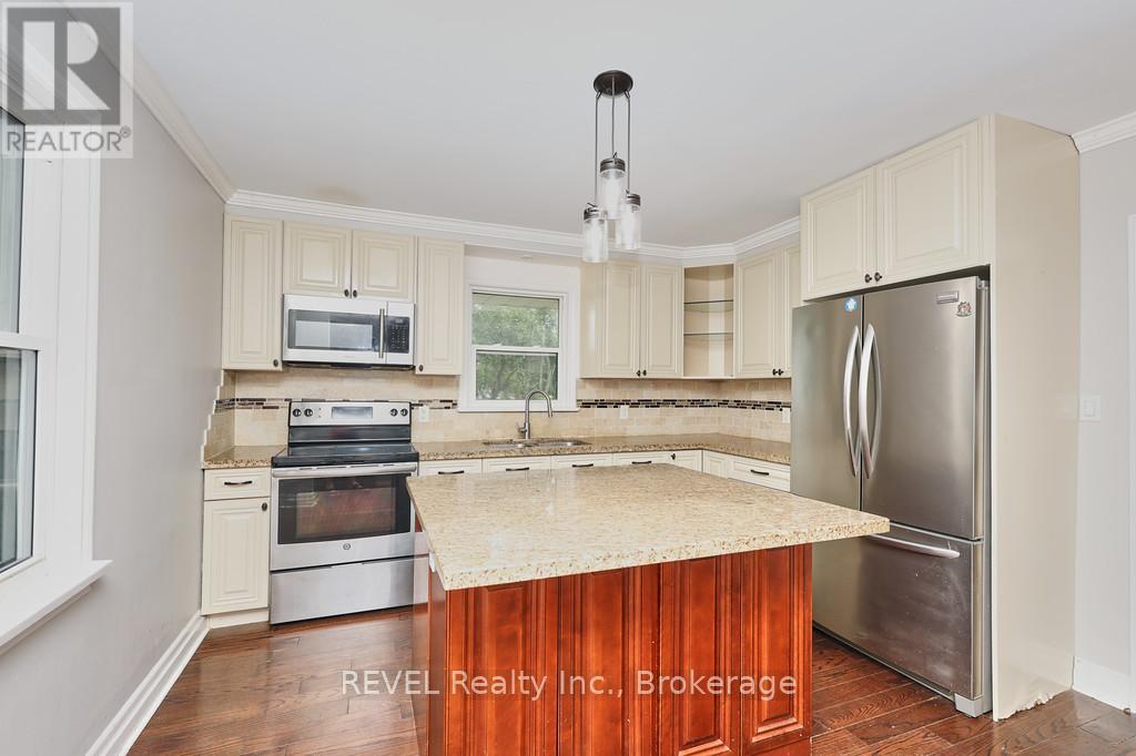 42 Chalmers Street, St. Catharines, Ontario  L2M 5C8 - Photo 6 - X12293111