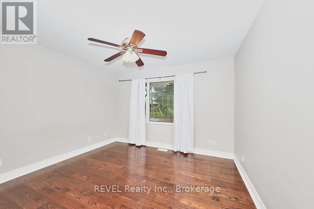 42 Chalmers Street, St. Catharines, Ontario  L2M 5C8 - Photo 8 - X12293111