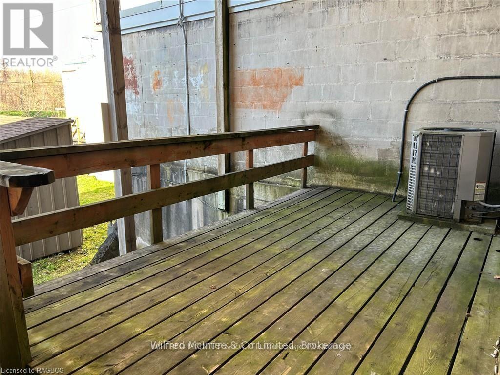 336 Durham Street E, Brockton, Ontario  N0G 2V0 - Photo 9 - X12293110