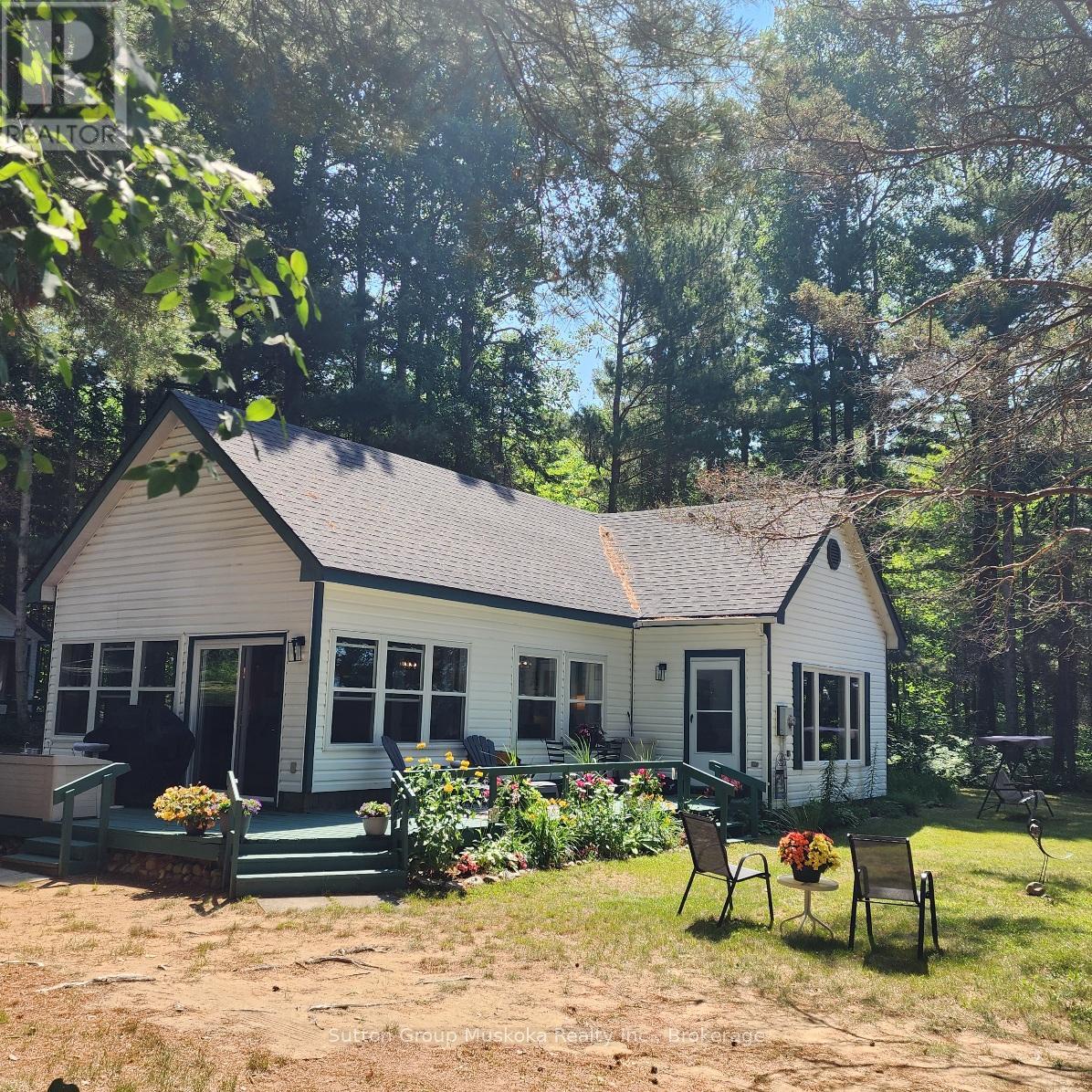 1060 - 6 Seabreeze Road, Lake Of Bays, Ontario  P0A 1H0 - Photo 22 - X12293118