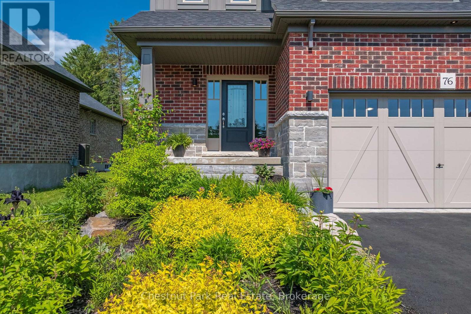 76 Selkirk Drive, Huntsville, Ontario  P1H 0C6 - Photo 36 - X12293134