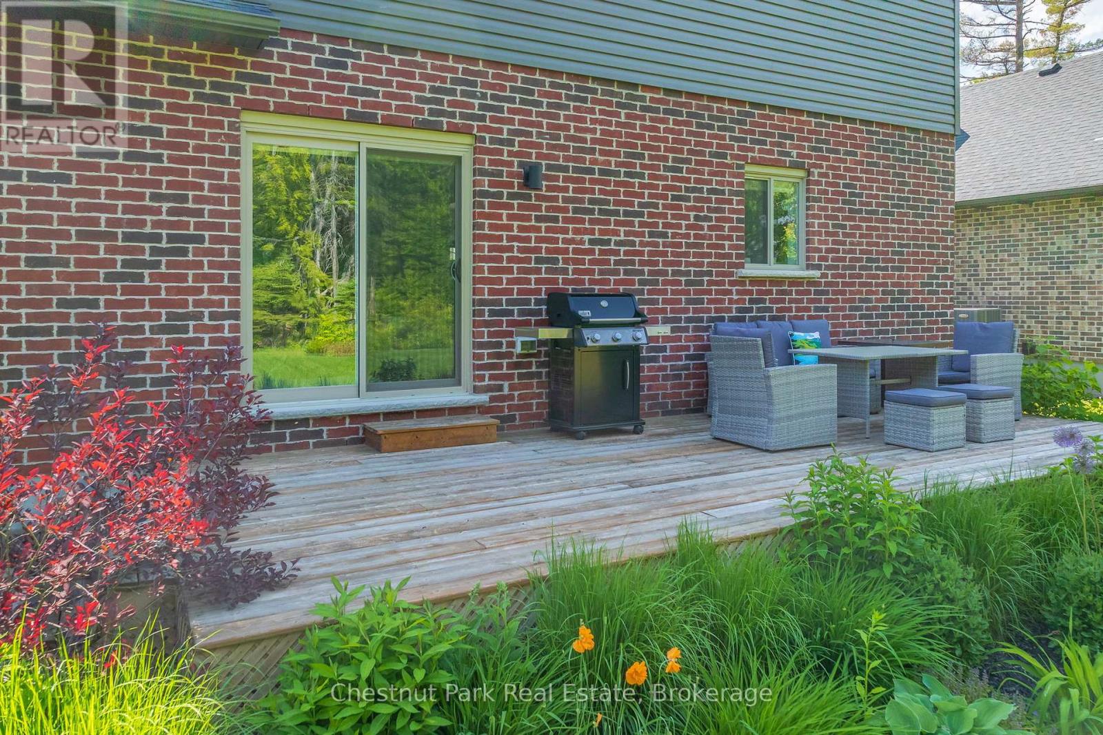 76 Selkirk Drive, Huntsville, Ontario  P1H 0C6 - Photo 40 - X12293134