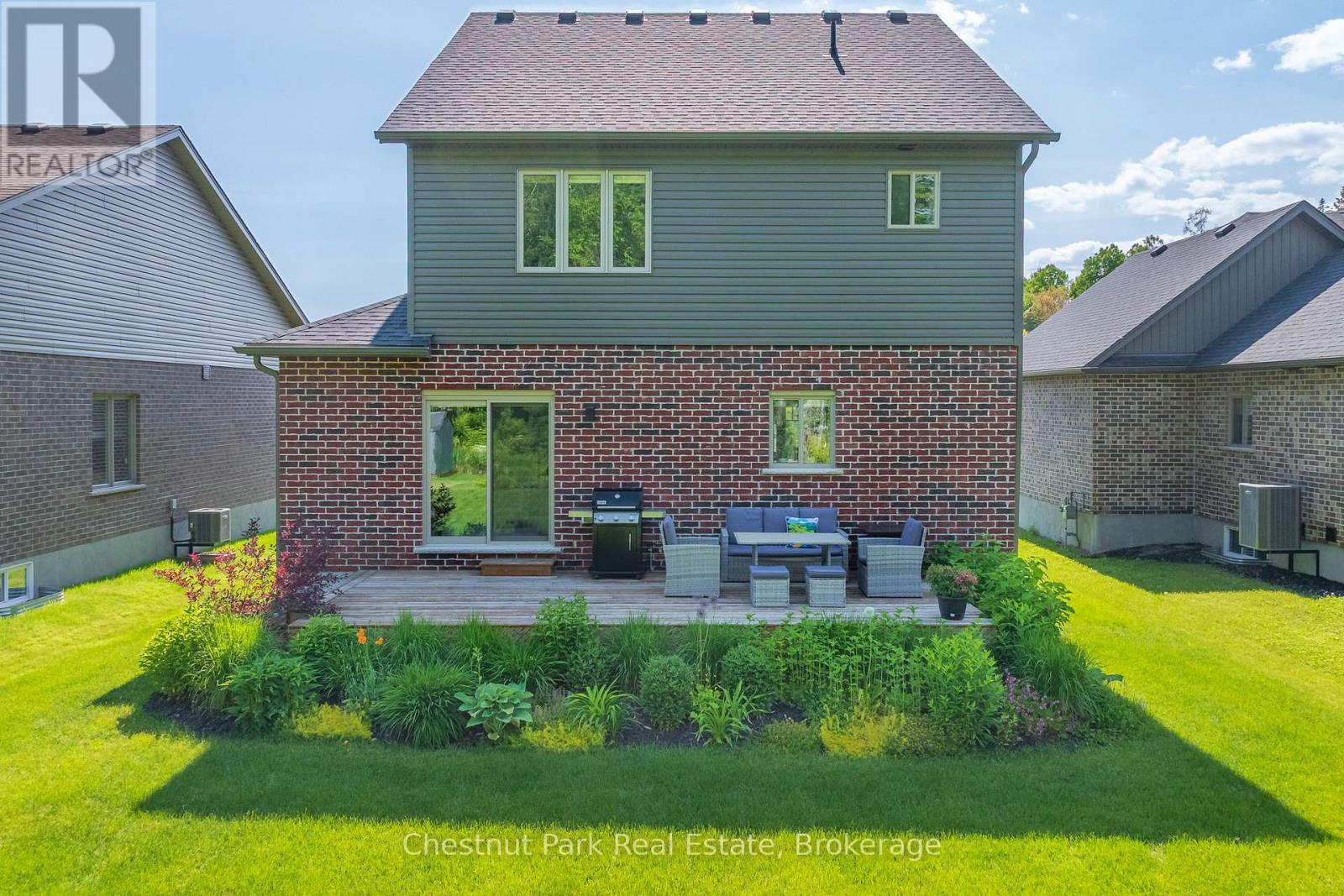 76 Selkirk Drive, Huntsville, Ontario  P1H 0C6 - Photo 43 - X12293134