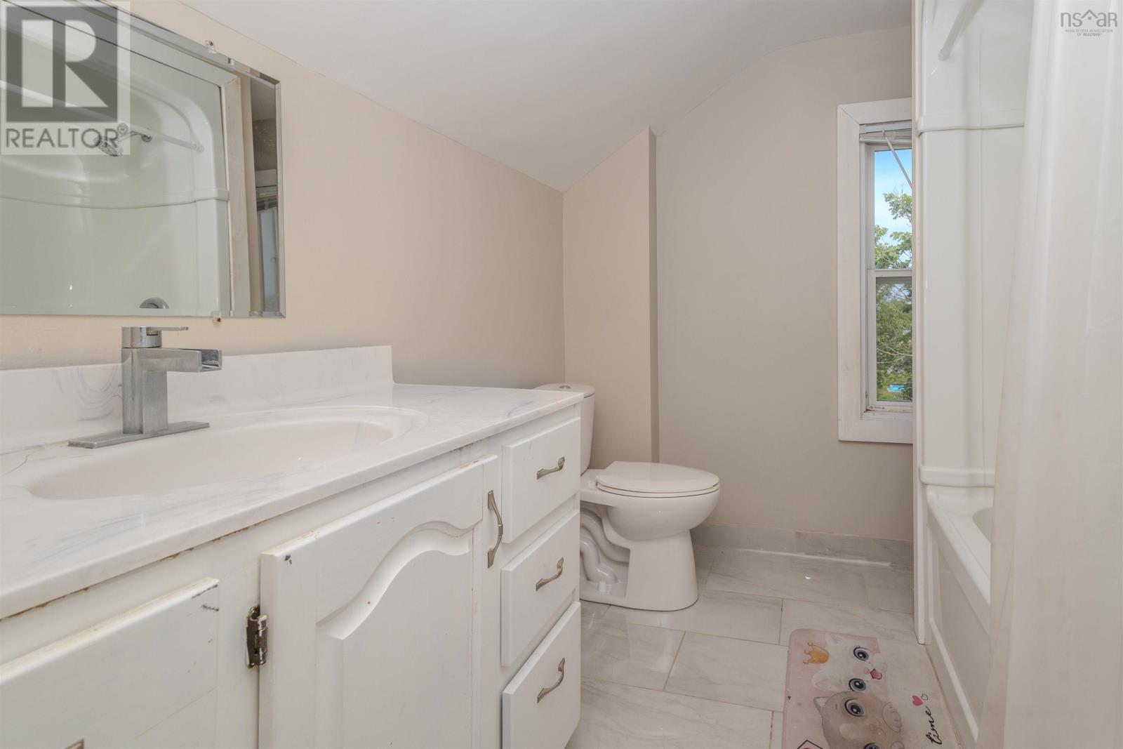 417 Chestnut Drive, Sydney, Nova Scotia  B1P 4Z1 - Photo 18 - 202518029