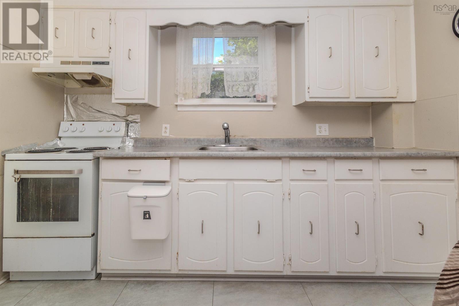 417 Chestnut Drive, Sydney, Nova Scotia  B1P 4Z1 - Photo 7 - 202518029