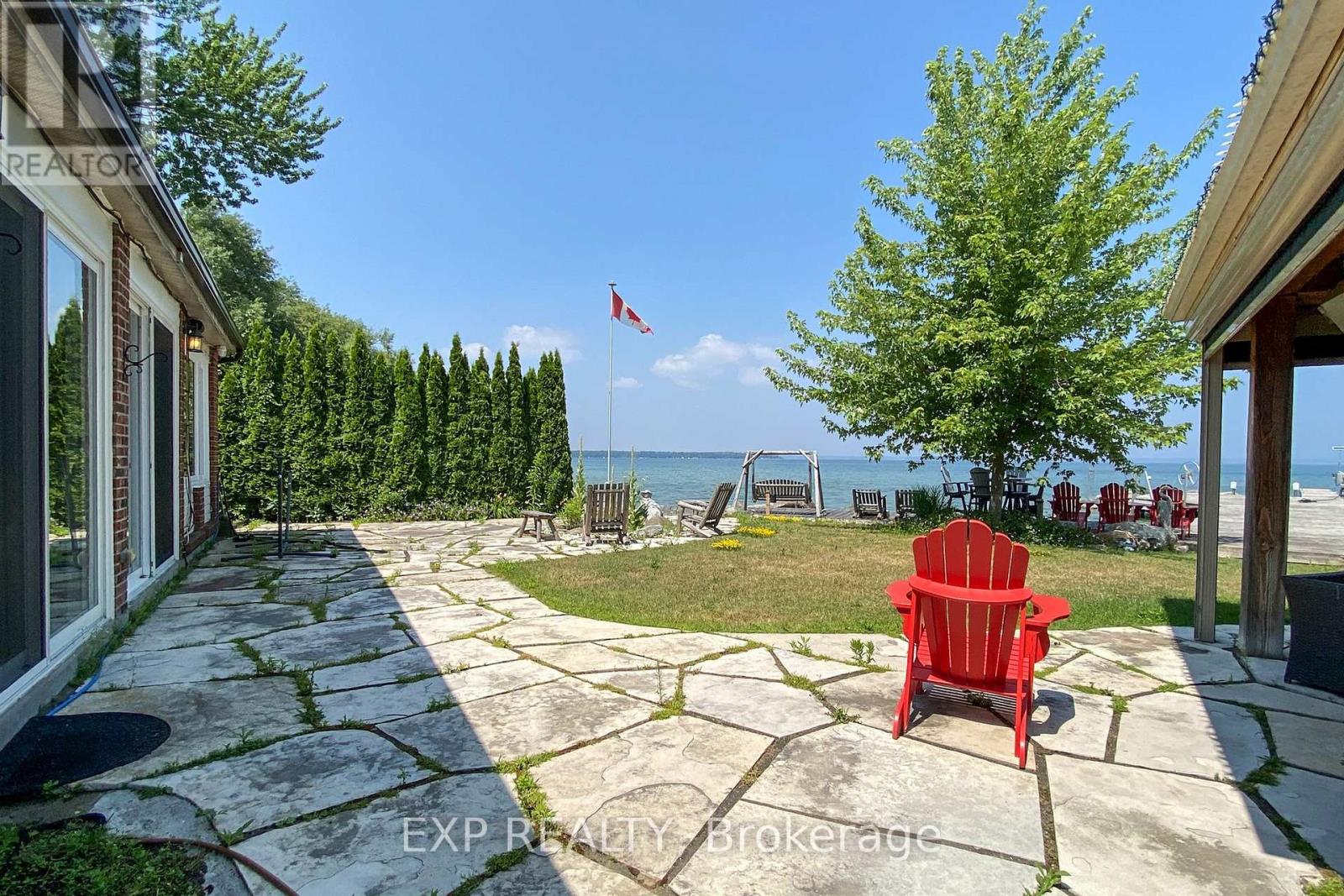 230 Lake Drive E, Georgina, Ontario  L4P 3E9 - Photo 1 - N12293133