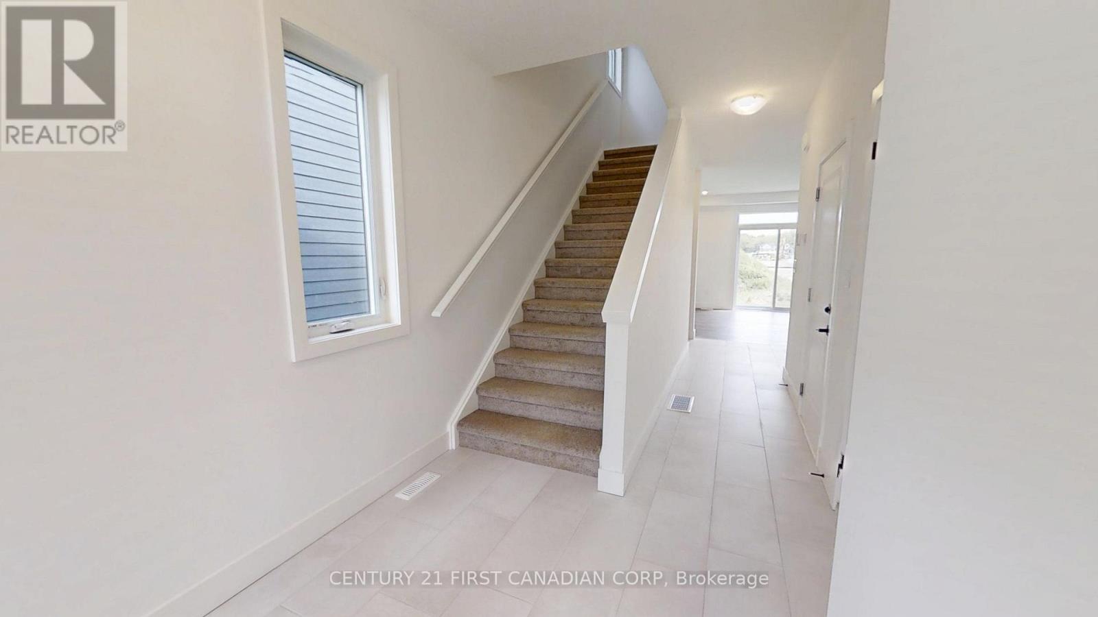 1225 Tulloch Avenue, London South, Ontario  N6M 0L8 - Photo 4 - X12286890