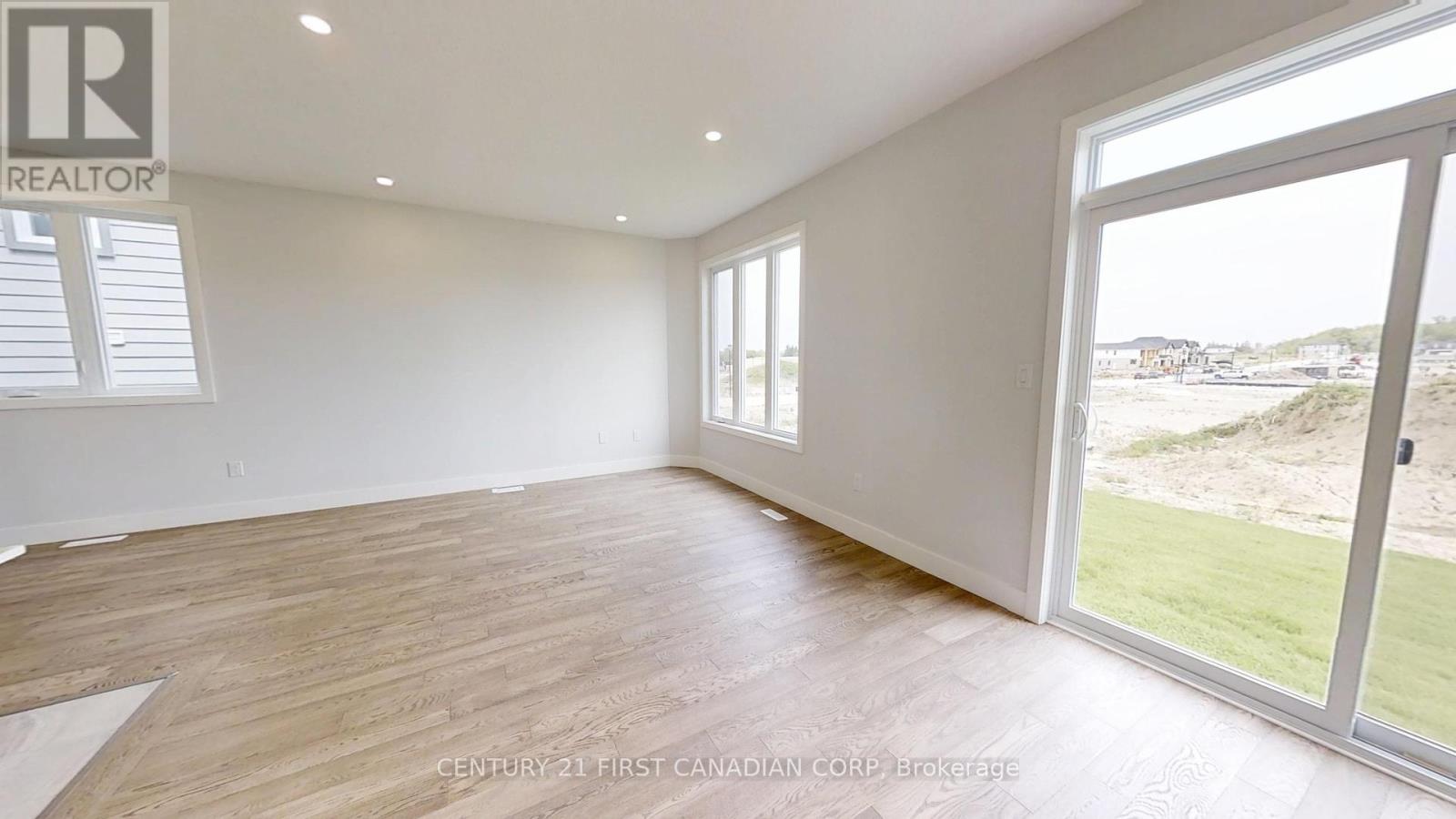 1221 Tulloch Avenue, London South, Ontario  N6M 0L8 - Photo 8 - X12286891