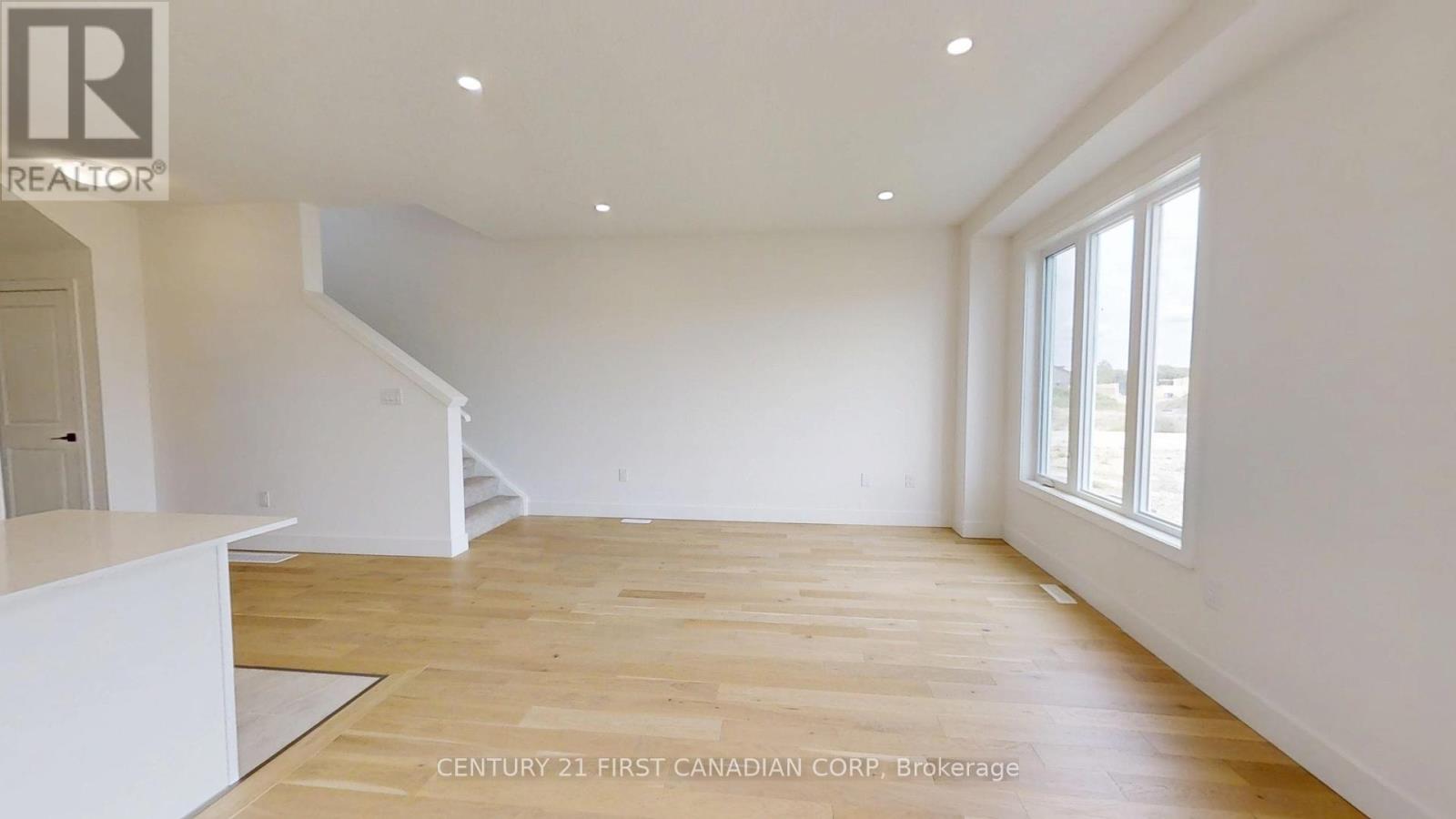 1217 Tulloch Avenue, London South, Ontario  N6M 0L8 - Photo 6 - X12286894