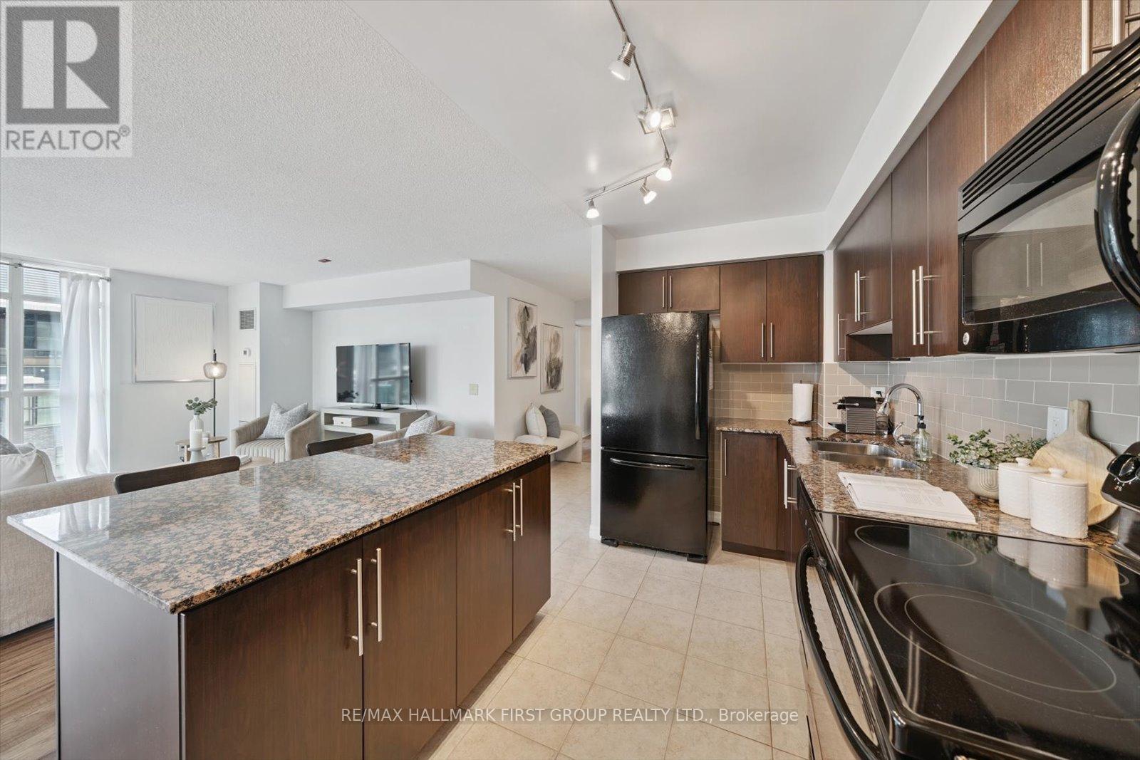 512 - 1600 Charles Street, Whitby, Ontario  L1N 0G4 - Photo 16 - E12293217