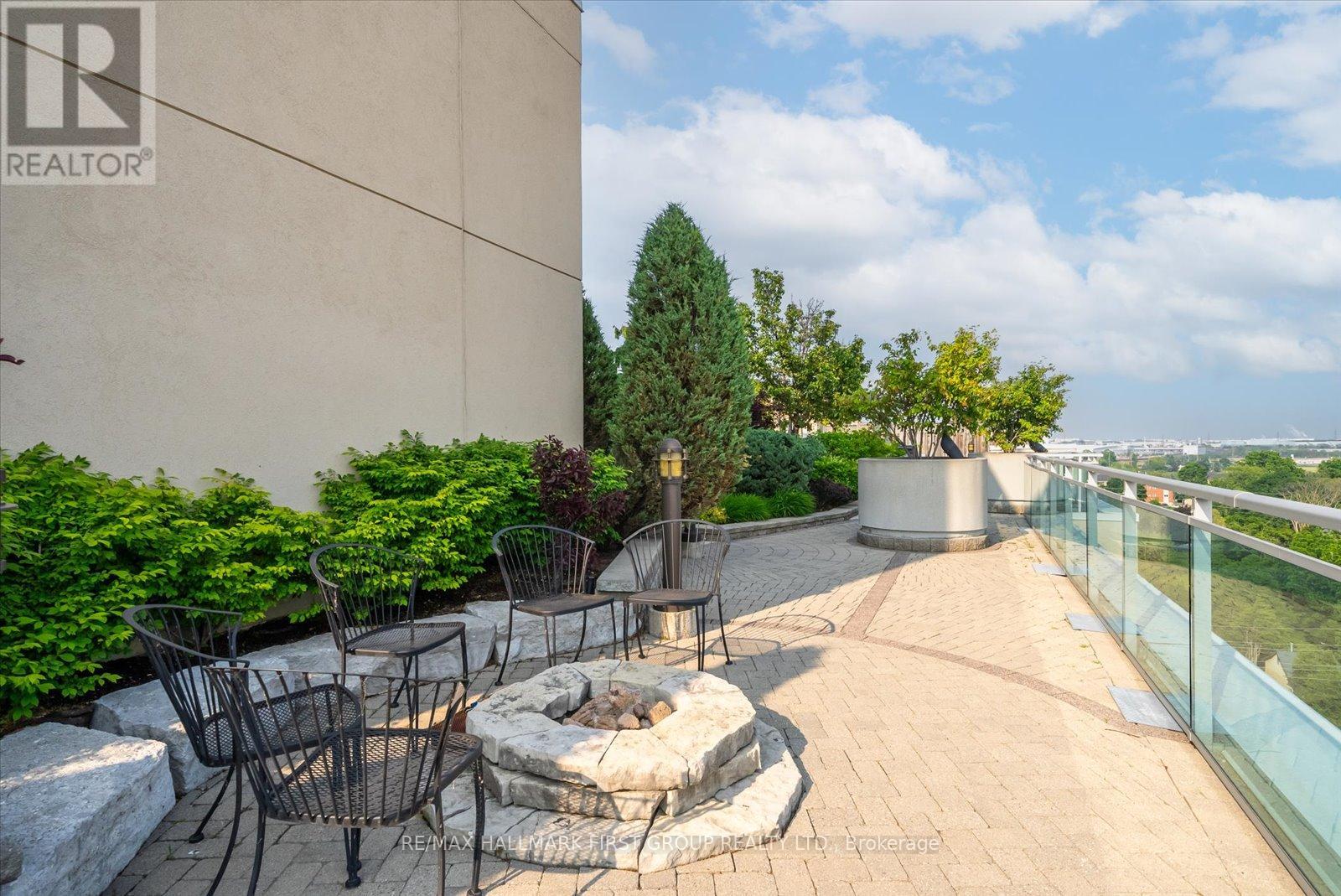 512 - 1600 Charles Street, Whitby, Ontario  L1N 0G4 - Photo 37 - E12293217