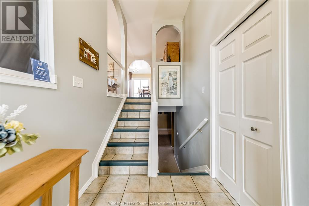 Property at 515 BIRMINGHAM image 4