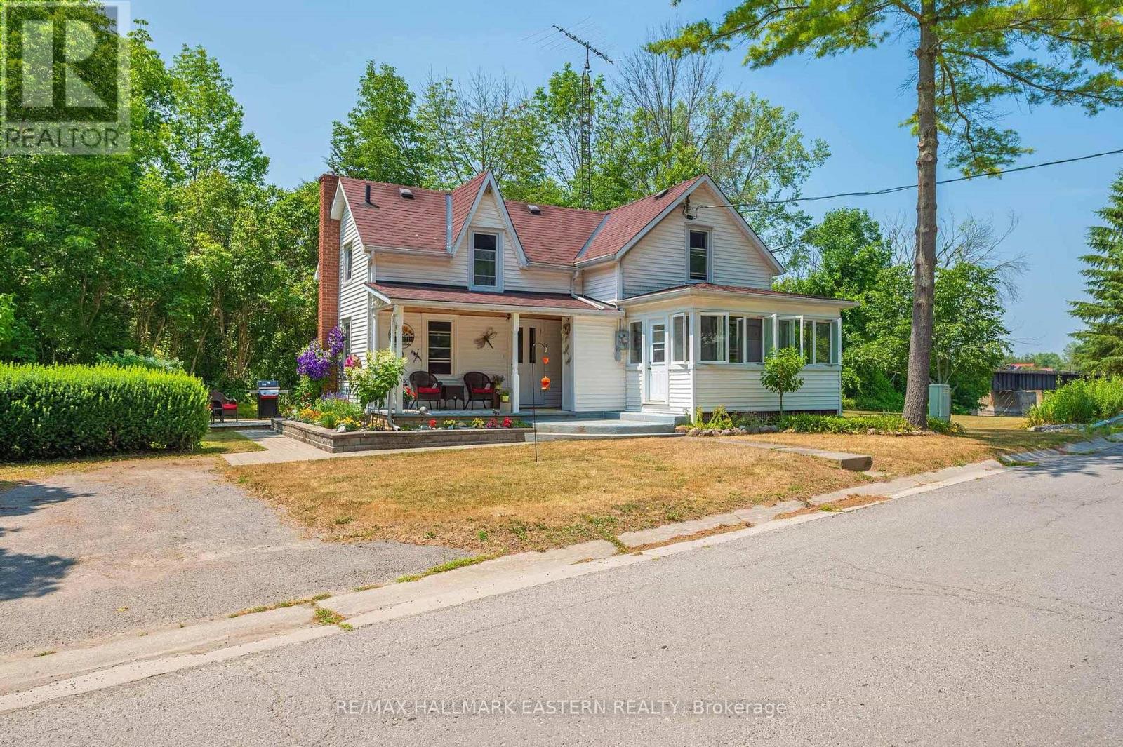 1245 Glen Ross Road, Quinte West (Frankford Ward), Ontario  K0K 2C0 - Photo 1 - X12293149