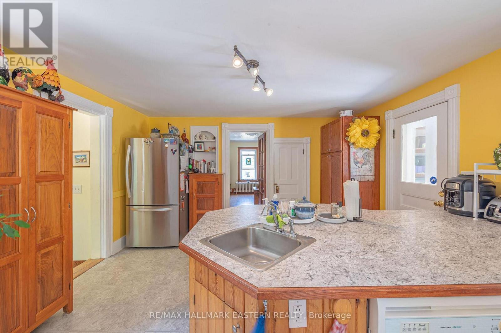 1245 Glen Ross Road, Quinte West (Frankford Ward), Ontario  K0K 2C0 - Photo 8 - X12293149