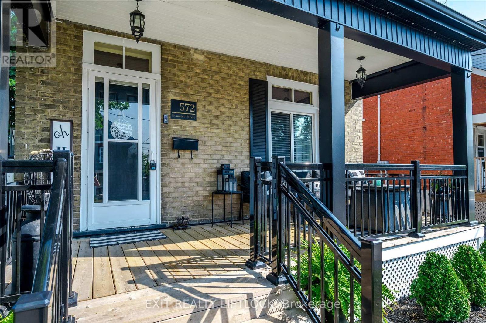 Property at 572 ROMAINE STREET image 3