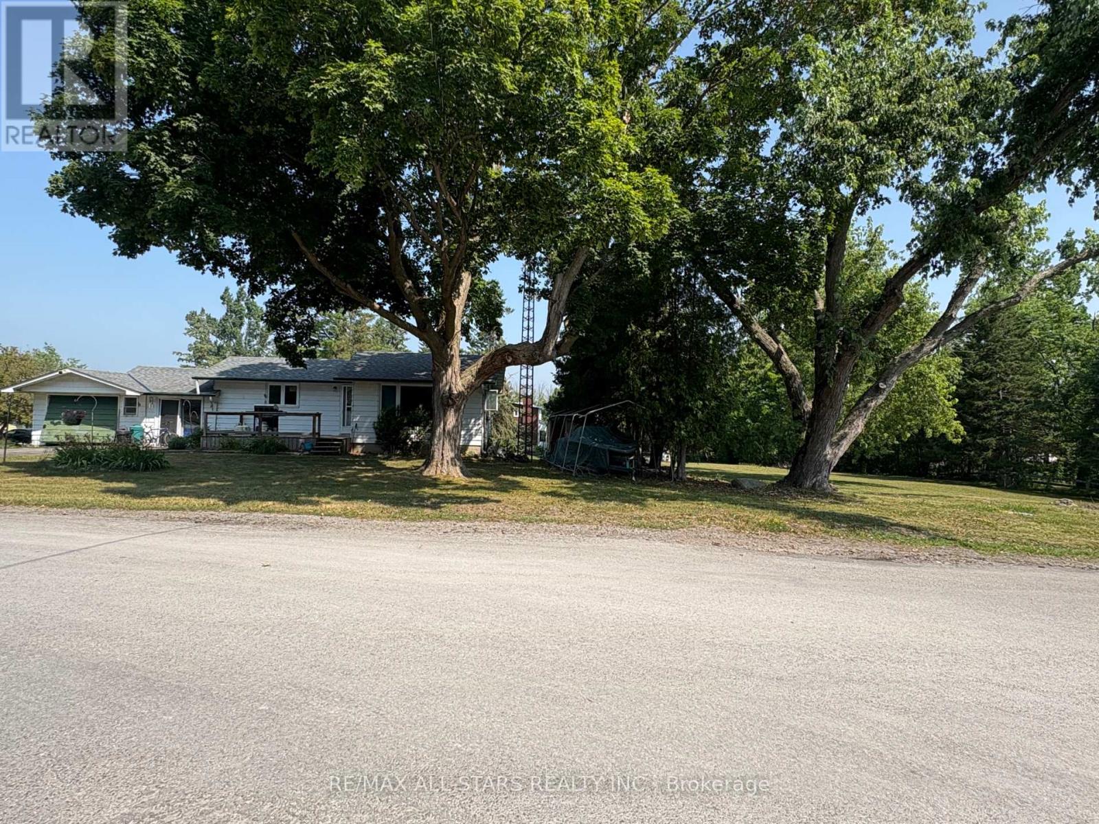 Property at 309 KENREI ROAD image 3