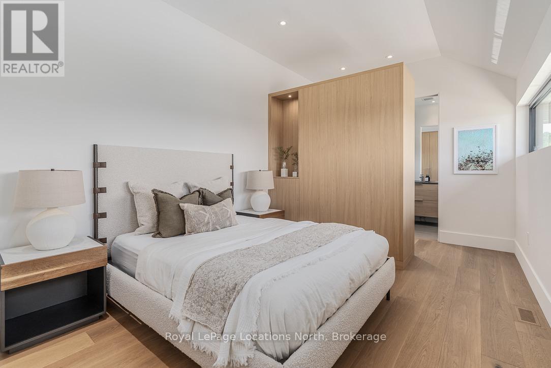 104 Maryward Crescent, Blue Mountains, Ontario  N0H 1J0 - Photo 36 - X12293188