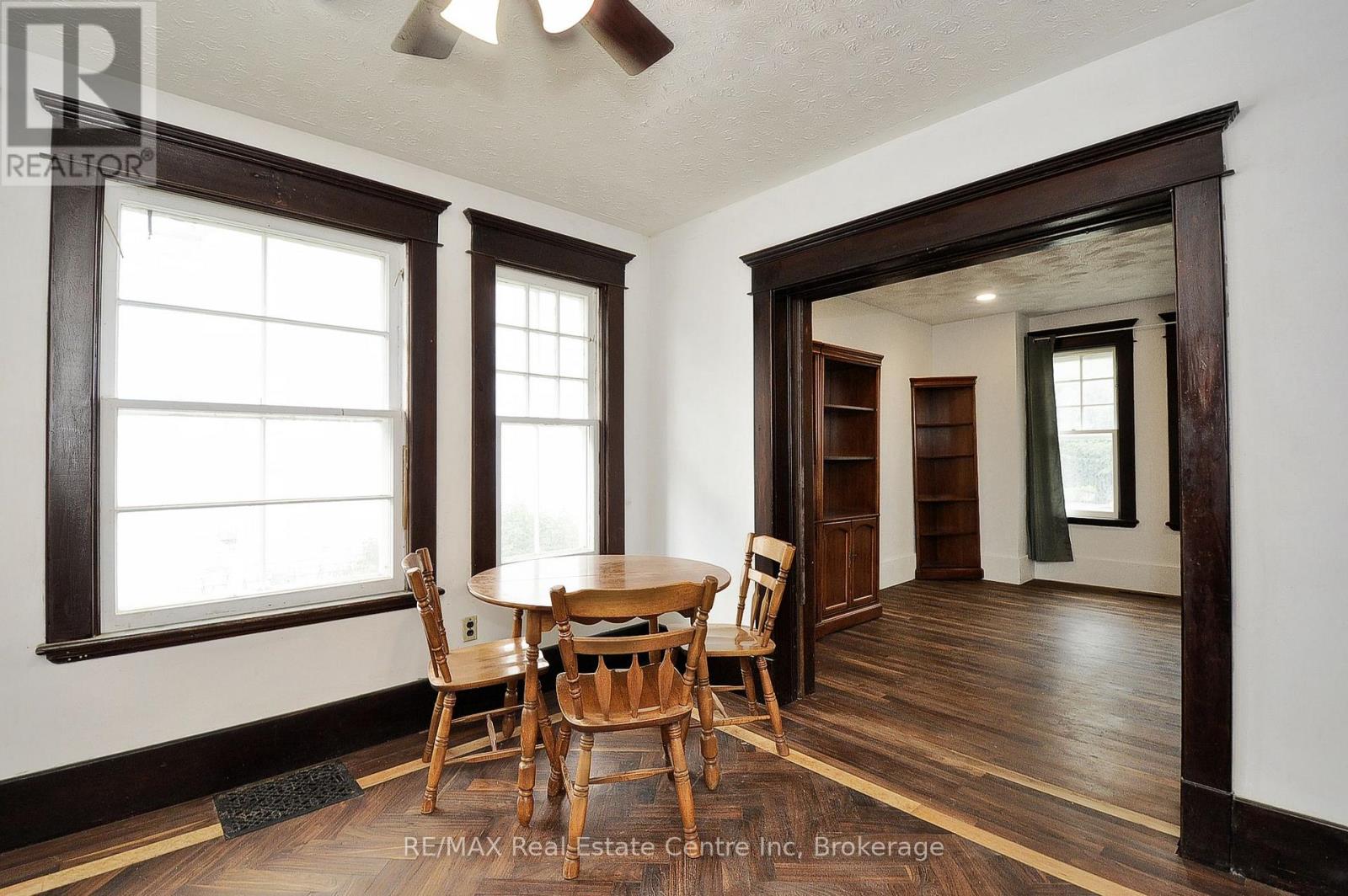 141 King Street, Brant, Ontario  N0E 1A0 - Photo 10 - X12293228