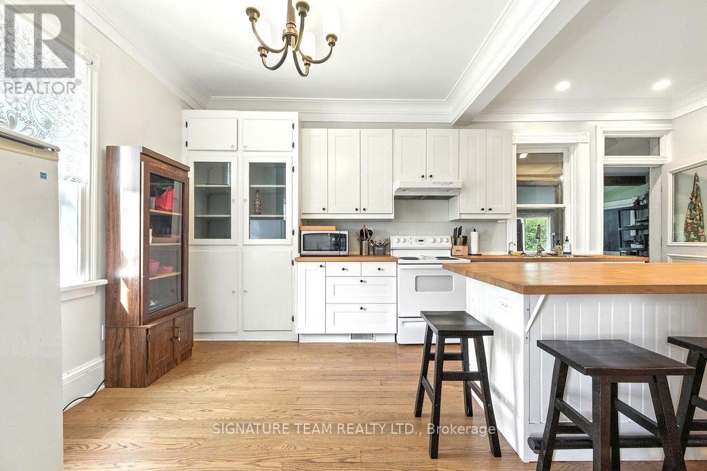 48 Alice Street, Bonnechere Valley, Ontario  K0J 1T0 - Photo 10 - X12293201