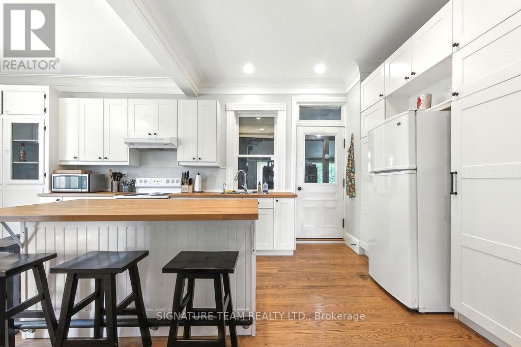 48 Alice Street, Bonnechere Valley, Ontario  K0J 1T0 - Photo 5 - X12293201