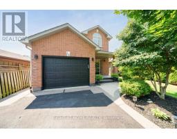 12 VALRIDGE COURT, Hamilton, Ontario