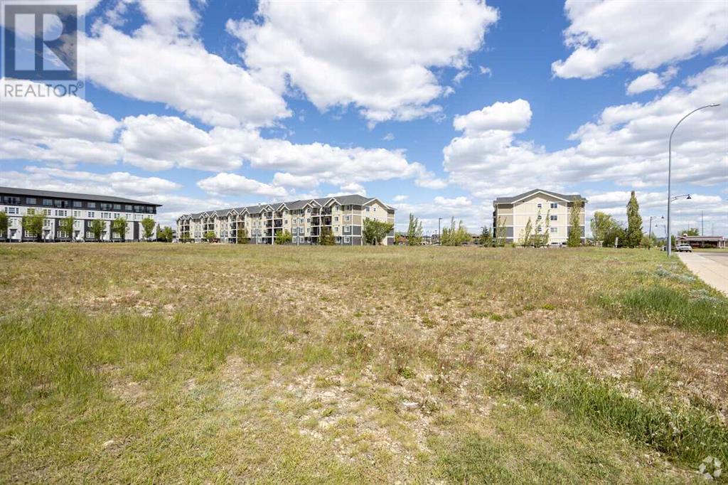 2, 2660 22 Street, Red Deer, Alberta  T4R 0K8 - Photo 2 - A2198279