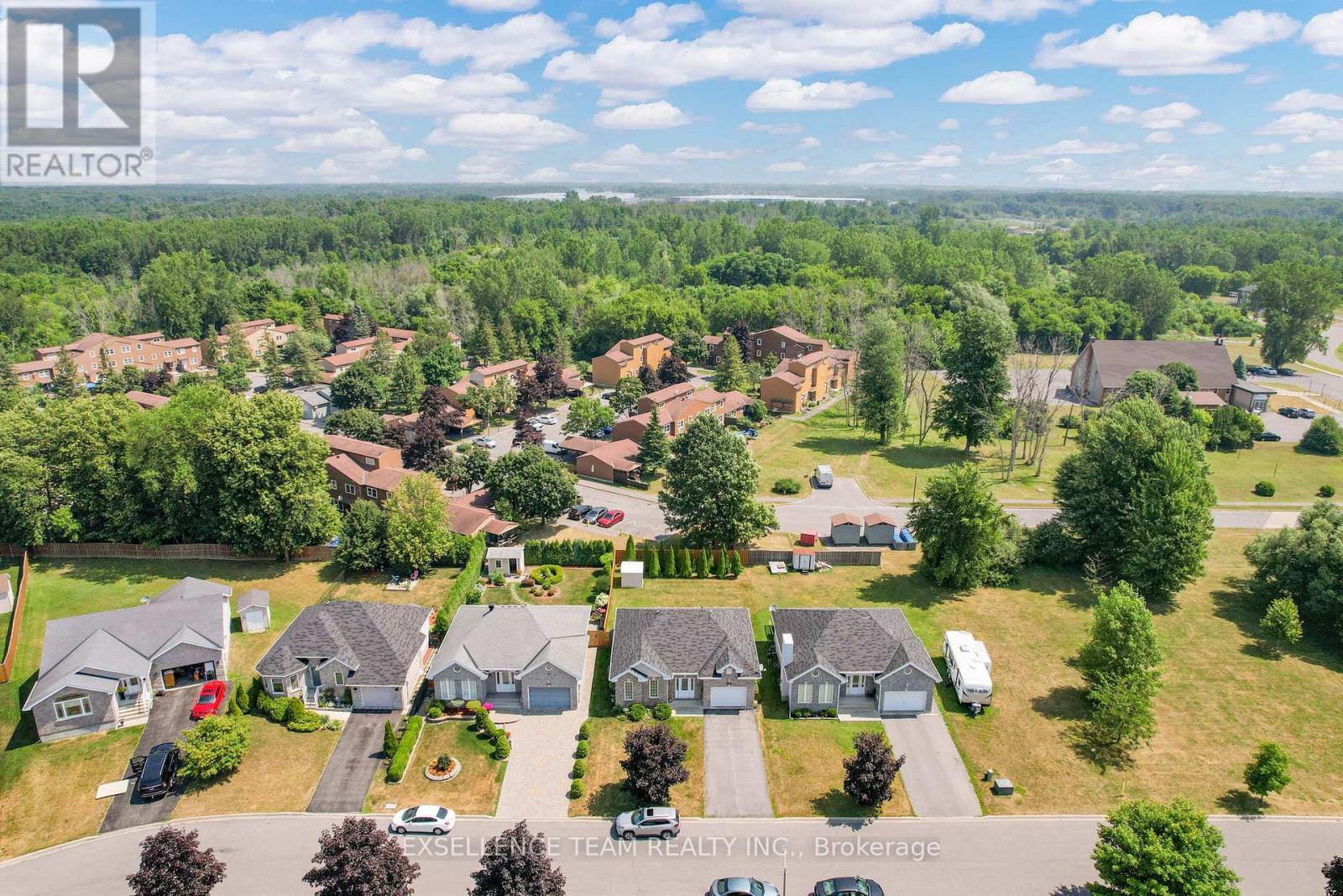 1294 Daprat Avenue, Cornwall, Ontario  K6H 6N9 - Photo 42 - X12293168