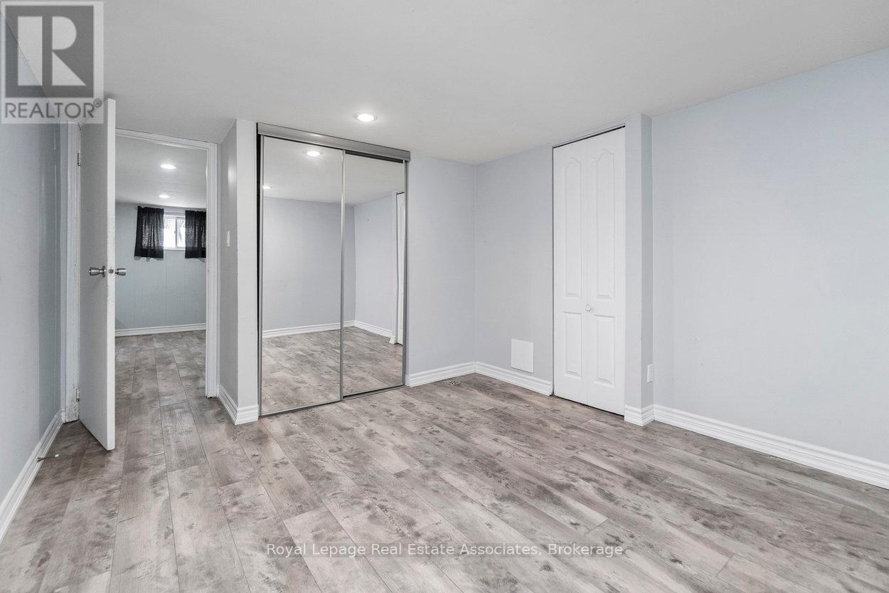 64 Eaglewood Boulevard, Mississauga, Ontario  L5G 1V4 - Photo 29 - W12235964