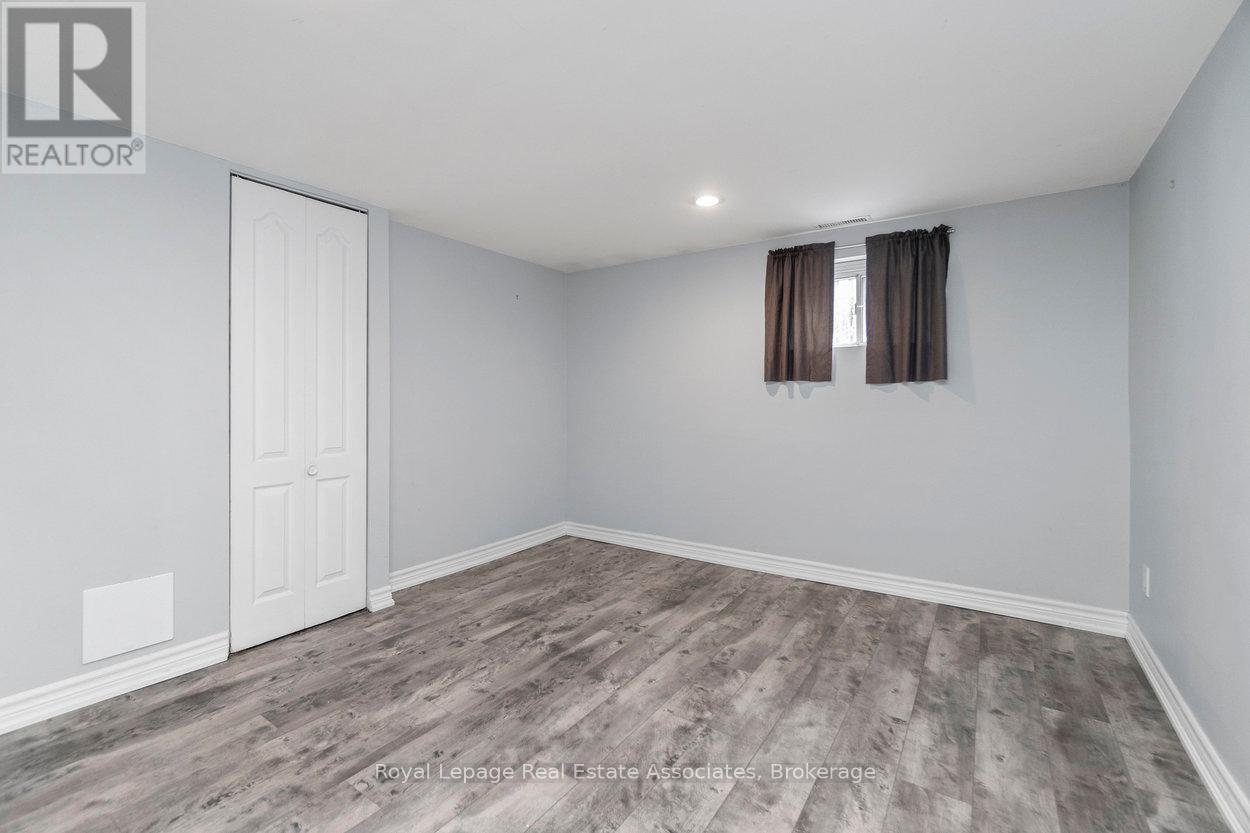 64 Eaglewood Boulevard, Mississauga, Ontario  L5G 1V4 - Photo 28 - W12235964