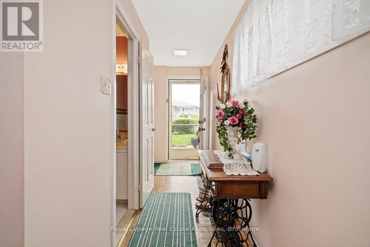 Property at 4353 BRANDON GATE DRIVE image 4