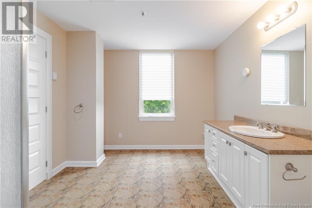 1 Southview Lane Unit# 101, Fredericton, New Brunswick  E3A 5V3 - Photo 20 - NB121417