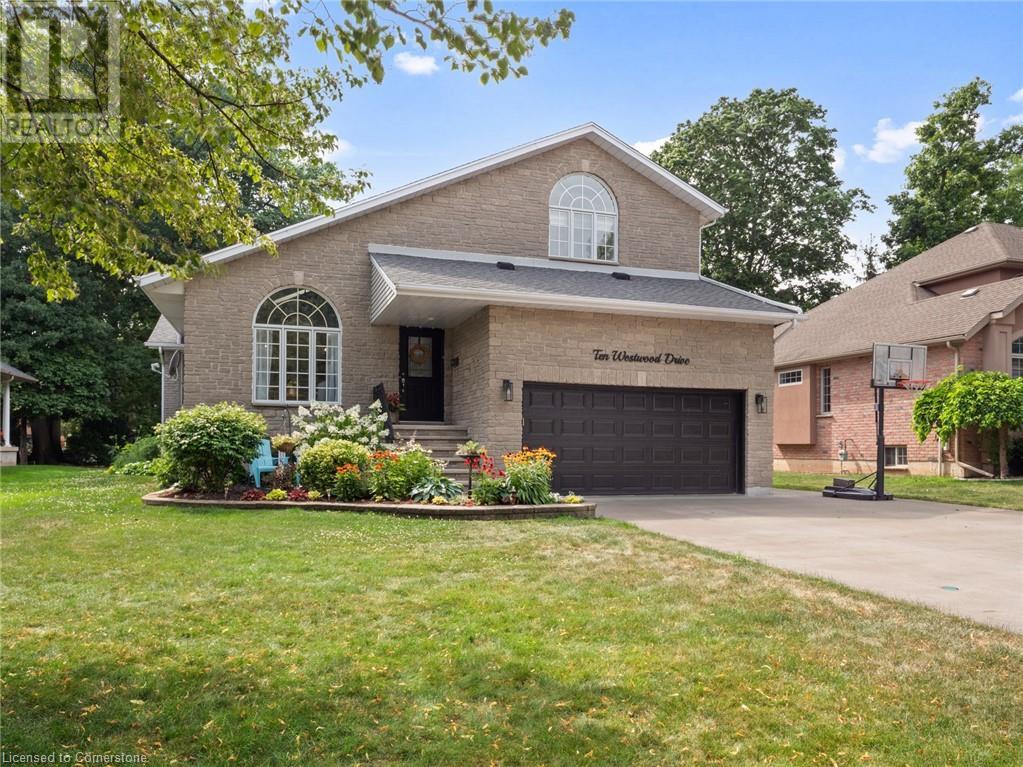 Property at 10 WESTWOOD Drive image 1