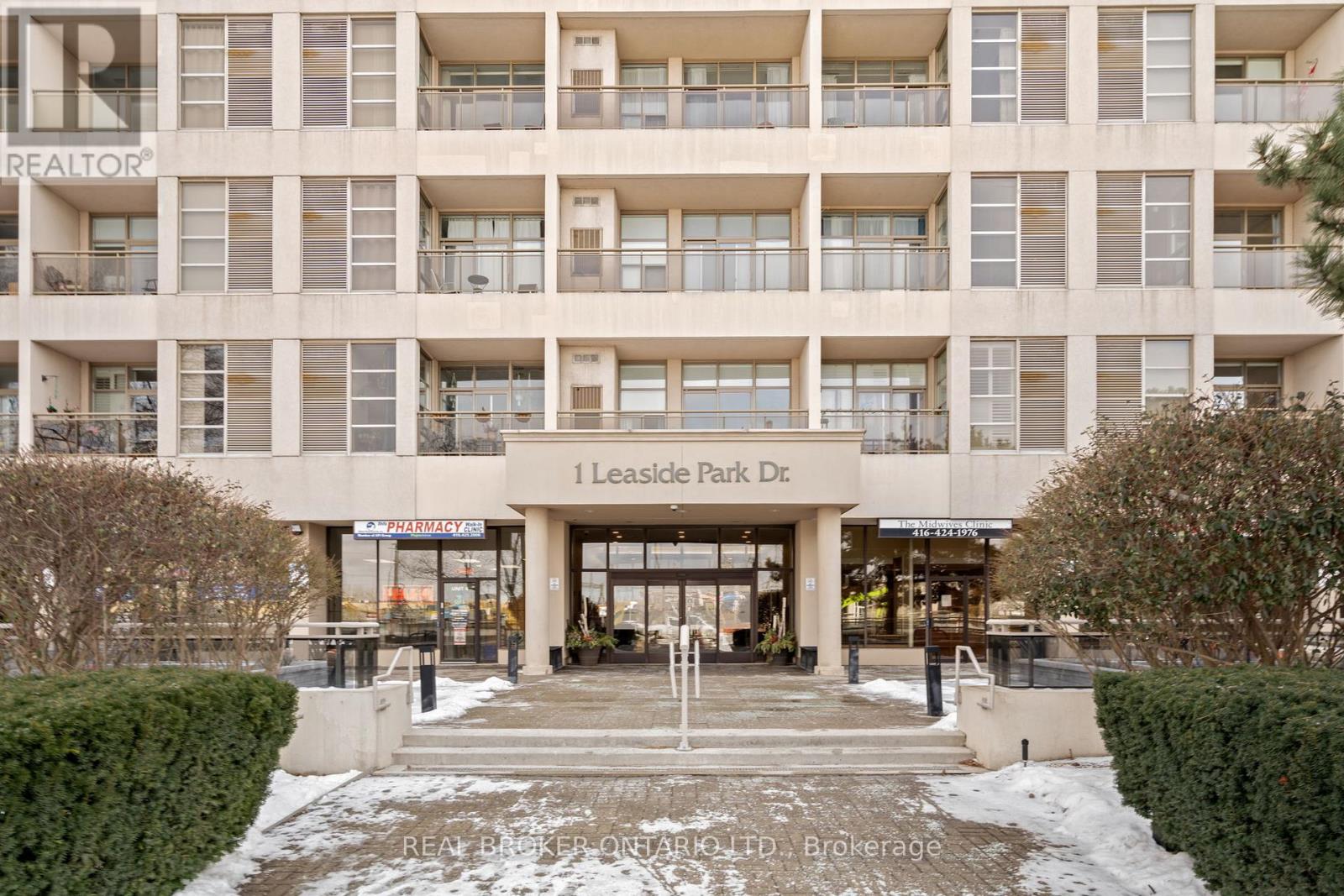 404 - 1 Leaside Park Drive, Toronto, Ontario  M4H 1R1 - Photo 34 - C12293193