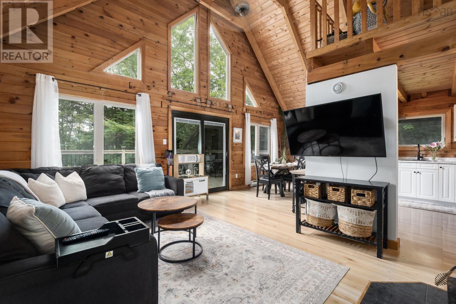 Property at 72 Mallard Drive image 3