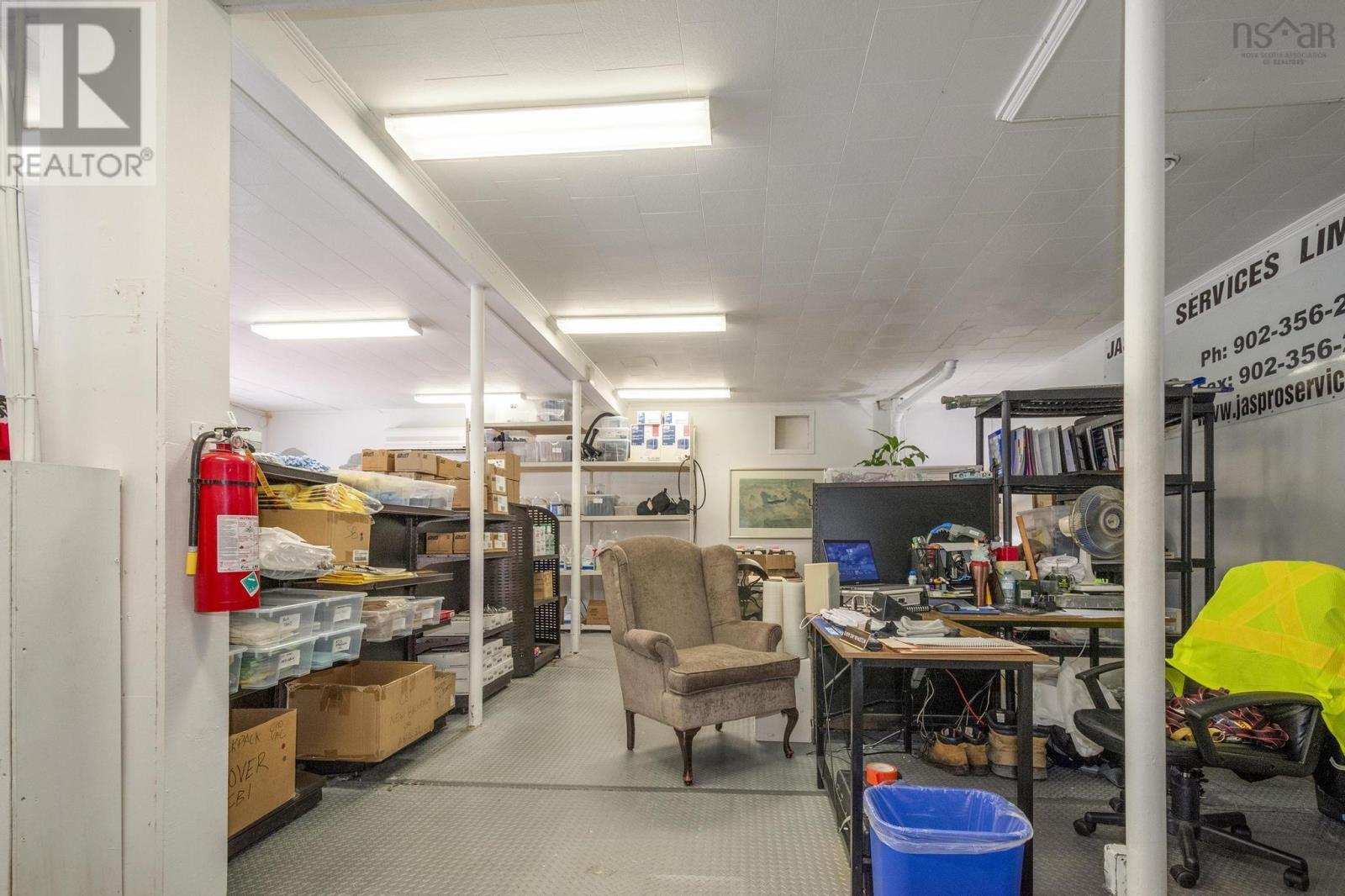 3675 Highway 3, Brooklyn, Nova Scotia  B0J 1H0 - Photo 12 - 202517941