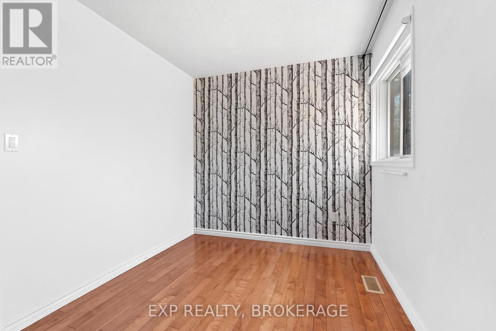 926 Cresthill Street, Kingston, Ontario  K7P 1H7 - Photo 25 - X12293382