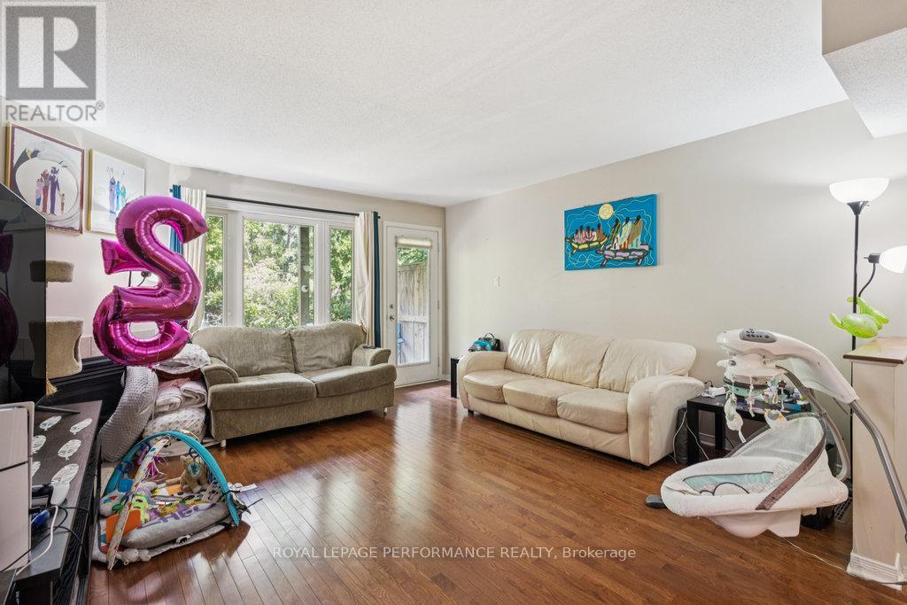 5 - 67 Steele Park Private, Ottawa, Ontario  K1J 0J2 - Photo 8 - X12293316