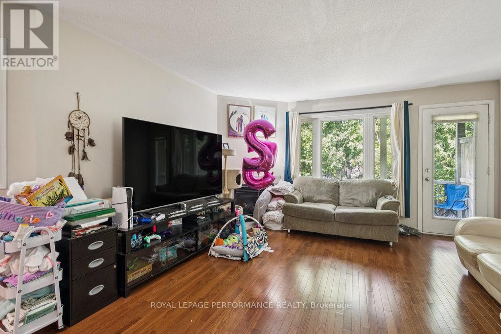 5 - 67 Steele Park Private, Ottawa, Ontario  K1J 0J2 - Photo 9 - X12293316